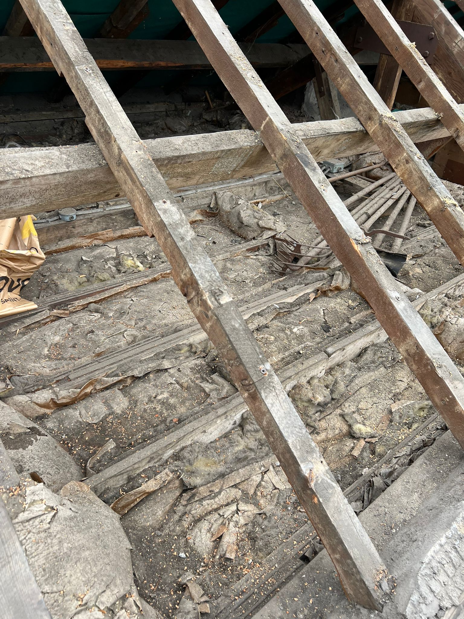 Emile Couverture, entreprise de couverture à Les-Alluets-le-Roi (78580) dans les Yvelines (78)