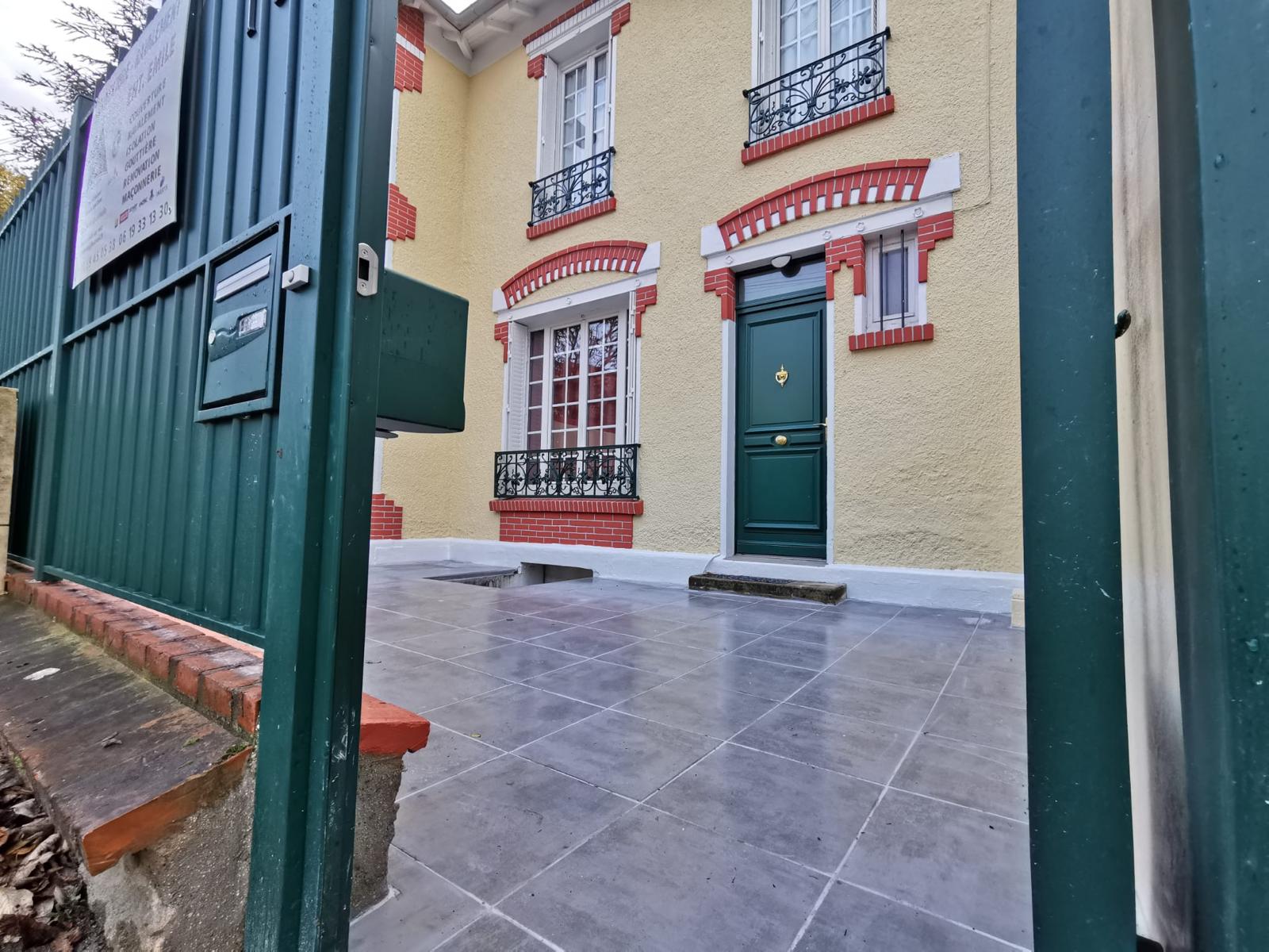 Emile Couverture, entreprise de couverture à Les-Alluets-le-Roi (78580) dans les Yvelines (78)