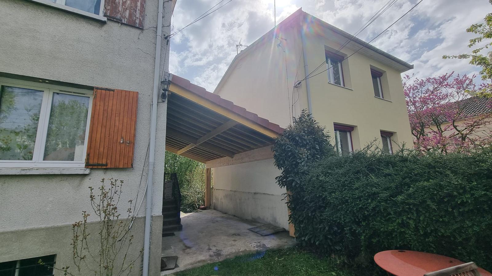 Emile Couverture, entreprise de couverture à Les-Alluets-le-Roi (78580) dans les Yvelines (78)