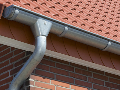 Pose et réparation de gouttière à Les-Alluets-le-Roi (78580) dans les Yvelines (78) Pose et réparation de gouttière à Les-Alluets-le-Roi (78580) dans les Yvelines (78)